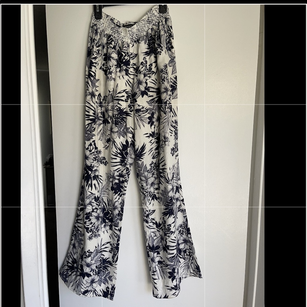 Sound/Style Linen Pants